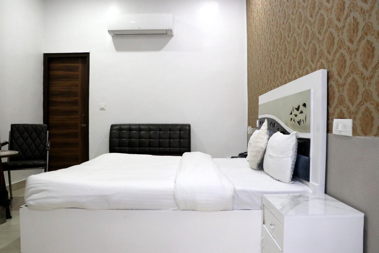 Sheela Stays Ludhiana Zewnętrze zdjęcie